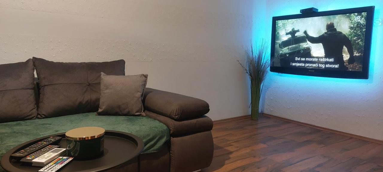 Apartment Zana Pirovac Buitenkant foto