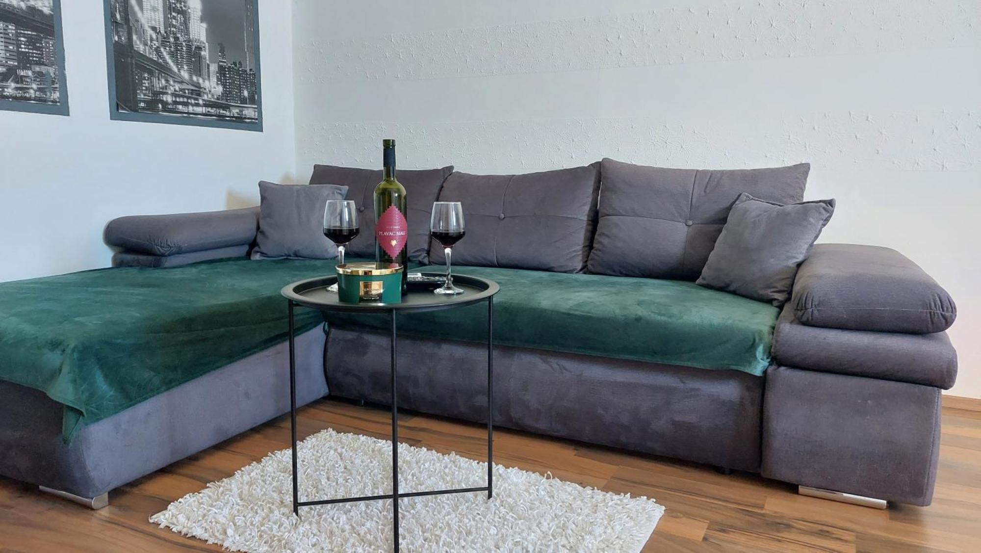 Apartment Zana Pirovac Buitenkant foto